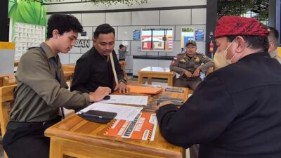 13-restoran-bandel-pajak-di-banyuwangi-rugikan-daerah-rp-1,5-miliar,-bapenda-pasang-stiker-merah!