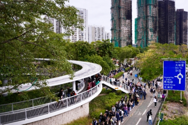 korban-meninggal-kebakaran-apartemen-di-hing-kong-bertambah-jadi-146-orang-–-times-banyuwangi