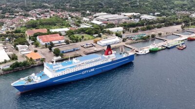 jelang-nataru,-pelabuhan-tanjung-wangi-siaga-total!-ruang-tunggu-disulap,-armada-disiagakan-24-jam