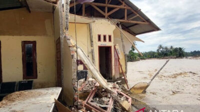 gubernur-aceh-menangis-ingat-kampung-yang-hilang:-seperti-tsunami-kedua-–-times-banyuwangi