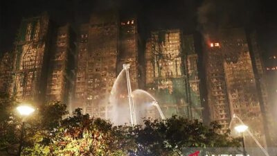 kebakaran-wang-fuk-court-hong-kong,-95-wni-dipastikan-selamat-dan-35-masih-belum-ditemukan-–-times-banyuwangi