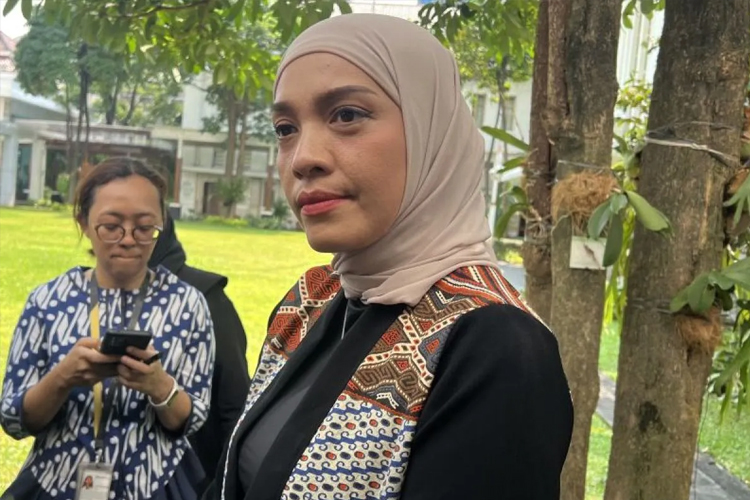 kejar-target-72-jam,-kementerian-esdm-upayakan-listrik-tiga-provinsi-terdampak-banjir-pulih-–-times-banyuwangi