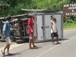 Mobil Box Program Makan Bergizi Gratis Terguling di Kalibendo, Distribusi MBG Tetap Berjalan – Radar Banyuwangi