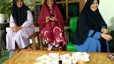 sampah-bermetamorfosis-menjadi-harapan-:-kisah-perempuan-tangguh-komunitas-green-jasmine