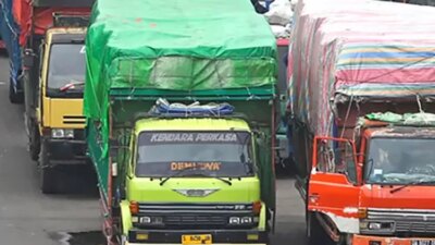 daftar-jenis-kendaraan-dilarang-lewat-ruas-tol-ini-selama-libur-natal-2025-dan-tahun-baru-2026,-catat-tanggalnya!