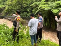 Banjir Bandang Sungai Badeng di Songgon Banyuwangi: Debit Naik Tiga Kali Lipat, Satu Warga Hanyut Belum Ditemukan