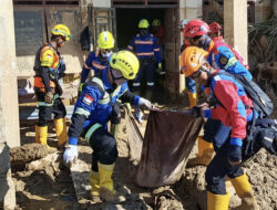 Peduli Kemanusiaan, PT Bumi Suksesindo Kirim TIM ERT ke Korban Bencana Banjir Tapanuli Selatan – TIMES Banyuwangi