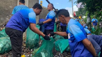dinas-pu-banyuwangi-gencarkan-bersih-sungai-untuk-cegah-banjir-dan-jaga-ekosistem-lingkungan