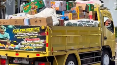 pemkab-cianjur-kirim-dua-ton-beras-dan-ratusan-juta-rupiah-untuk-korban-bencana-sumatera-–-times-banyuwangi