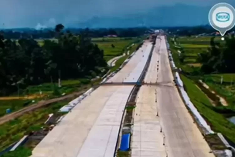 tol-prosiwangi-dibuka-gratis-saat-nataru-2025-2026,-warga-jatim-sambut-era-baru-mobilitas-cepat