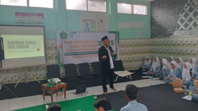 kemenag-banyuwangi-gelar-brus,-di-ma-kebunrejo-hadirkan-narasumber-inspiratif-untuk-motivasi-remaja