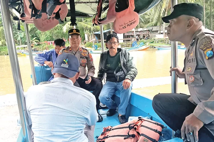 pemancing-hilang-di-alas-purwo-banyuwangi,-alarm-ponsel-berbunyi-tanpa-pemilik