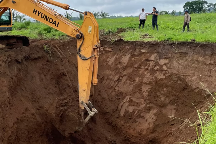 mitigasi-banjir-pt-perkebunan-lidjen:-bangun-rorak-raksasa-untuk-tahan-limpasan-air-gunung