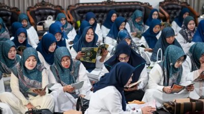 khotmil-qur’an-dan-doa-bersama-semarakkan-hut-ke-26-dharma-wanita-persatuan-di-banyuwangi