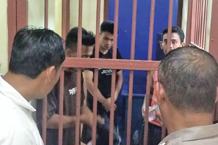 sdn-3-kedungringin-muncar-banyuwangi-dibobol-maling,-3-pencuri-raup-rp-20-juta