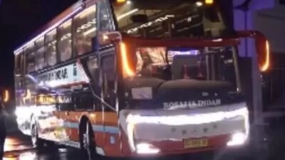 video-viral-sopir-rosalia-indah-ugal-ugalan-di-jalan-tol,-pengemudi-dibebastugaskan-dan-disanksi