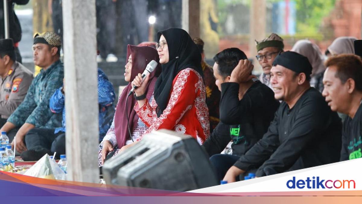 pegang-sertifikat-tora,-ribuan-warga-banyuwangi-gelar-doa-lintas-agama