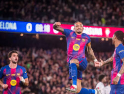 Dua Gol Raphinha Antar Barcelona Menjauh dari Real Madrid – TIMES Banyuwangi