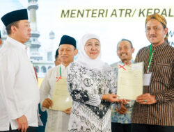 Pemprov Jatim Serahkan 2532 Sertifikat Tanah Wakaf dan Tempat Ibadah – TIMES Banyuwangi