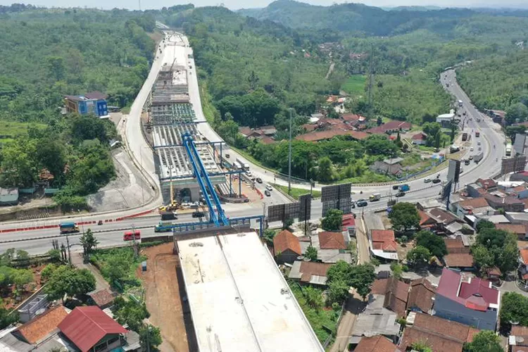 tol-yogyakarta–bawen-dikebut,-progres-dua-seksi-tembus-80-persen:-jogja–semarang-ditargetkan-cuma-satu-jam
