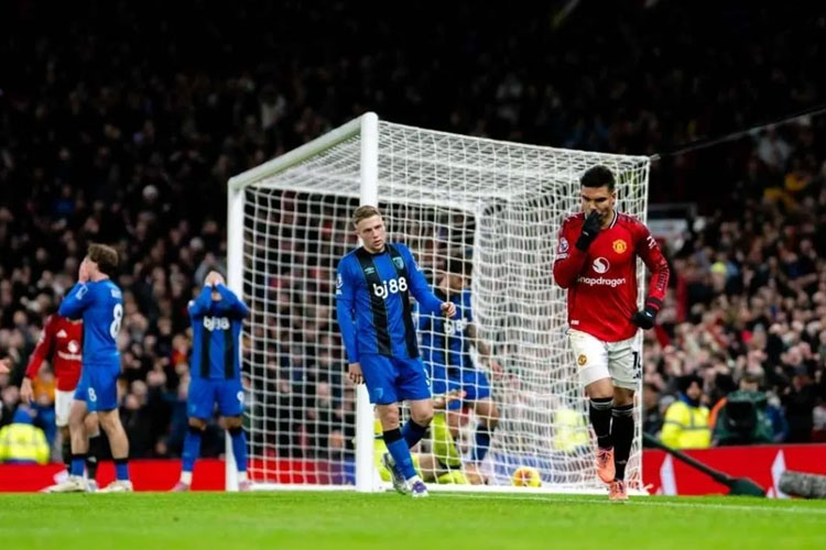 delapan-gol-dan-tiga-kali-comeback,-mu-ditahan-bournemouth-di-old-trafford-–-times-banyuwangi