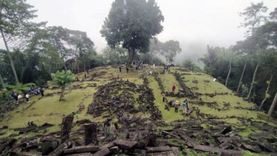 pemugaran-situs-gunung-padang-cianjur-dimulai,-publik-diingatkan-jaga-warisan-leluhur-–-times-banyuwangi
