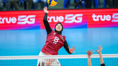 megawati-gendong-timnas-voli-putri-indonesia-rebut-medali-perunggu-sea-games-2025-–-times-banyuwangi