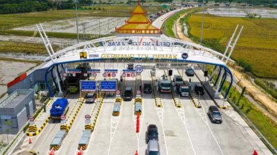 mulai-19-desember-2025,-ruas-jalan-tol-ini-diberlakukan-pembatasan-operasional-angkutan-barang