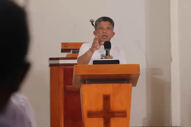 masih-jalani-masa-hukuman,-ferdy-sambo-terlihat-ikuti-praise-and-worship-perdana-di-lapas-cibinong