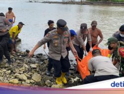 Mayat Laki-laki Ditemukan di Pantai Banyuwangi Tertimbun Sampah