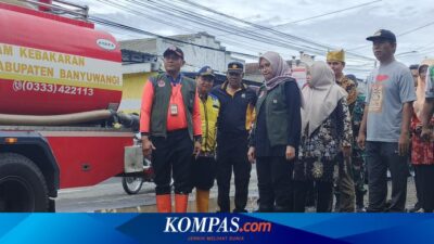 alat-berat-dikerahkan-untuk-bersihkan-sedimen-dan-lumpur-pascabanjir-banyuwangi