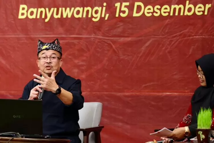 masuk-era-quantum-age,-rhenald-kasali-ingatkan-asn-banyuwangi-harus-lincah-hadapi-perubahan-digital-–-radar-banyuwangi