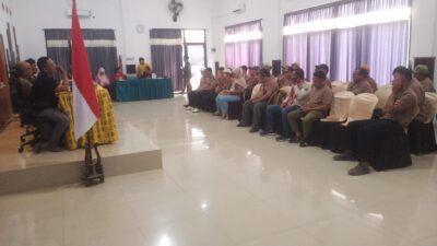 rombongan-kepala-desa-dari-dua-kecamatan-di-madura,-kunjungi-bangsring-belajar-konservasi-terumbu-karang