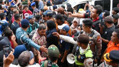 kasus-tenggelamnya-kmp-tunu-pratama-jaya-masuk-meja-hijau,-tiga-tersangka-segera-disidang-di-pn-banyuwangi