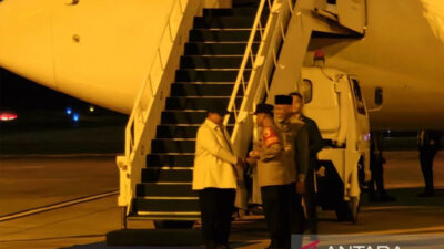 presiden-prabowo-tiba-di-padang,-kembali-tinjau-daerah-terdampak-bencana-di-sumatra-barat-–-times-banyuwangi