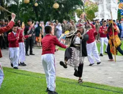 Murid Sekolah Rakyat di Banyuwangi Tampilkan Fragmen Sejarah Perang Puputan Bayu