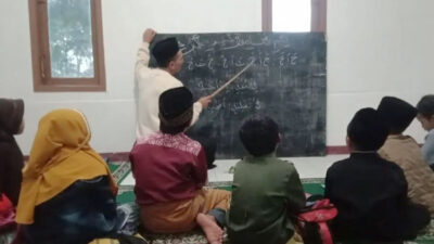 polemik-insentif-guru-ngaji,-ini-respons-pemkab-cianjur-setelah-disebut-ingkar-janji-–-times-banyuwangi