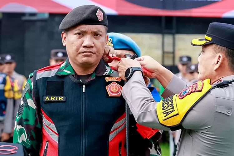 819-personel-gabungan-amankan-nataru-di-banyuwangi,-operasi-lilin-digelar-14-hari