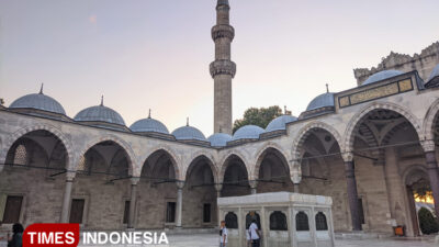 khutbah-jumat-19-desember-2025:-momentum-muhasabah,-meneladani-sayyidah-fatimah-az-zahra-–-times-banyuwangi