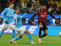 Hojlund Bersinar, Napoli Singkirkan AC Milan dan Melaju ke Final Piala Super Italia – TIMES Banyuwangi