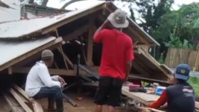 ambruk-di-siang-bolong,-kandang-ayam-program-ketahanan-pangan-desa-bimorejo