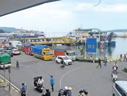 Ketapang-Gilimanuk Masih ‘Ayem’, Arus Kendaraan Turun Hampir Separuh: Prediksi Lonjakan Nataru Pecah 24 Desember