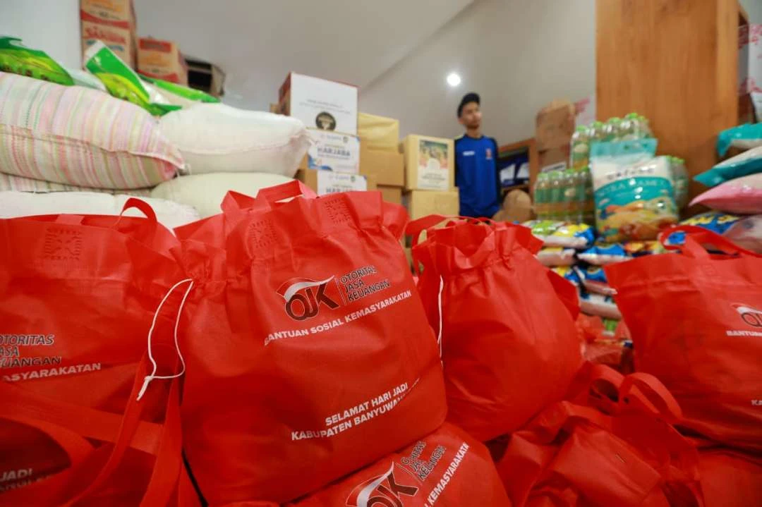 ucapan-hari-jadi-banyuwangi-diganti-paket-sembako:-untuk-bantu-warga-pra-sejahtera-korban-bencana