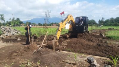 proyek-kdmp-bimorejo-dirombak-total,-kontraktor-lama-di-blacklist,-pondasi-dikorek-ulang