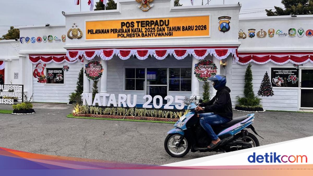 ‘istana-negara’-dibangun-di-pelabuhan-ketapang-banyuwangi-dalam-3-hari