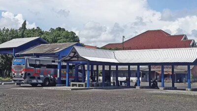 libur-nataru,-penumpang-bus-di-terminal-muncar-banyuwangi-tetap-sepi
