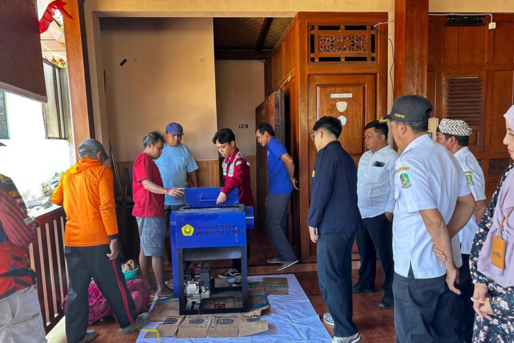 jaga-kelestarian-kawasan-ijen-geopark,-desa-wisata-kemiren-banyuwangi-belajar-teknologi-pengolahan-limbah-–-times-banyuwangi