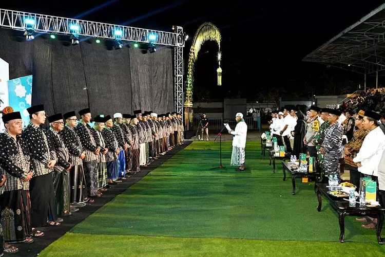 kepengurusan-mui-kecamatan-se-banyuwangi-2025–2030-dikukuhkan,-fokus-dakwah-digital-dan-ekonomi-umat