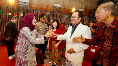 pesan-toleransi-natal,-bupati-ipuk-ajak-umat-kristiani-tandang-bareng-bangun-banyuwangi-–-times-banyuwangi