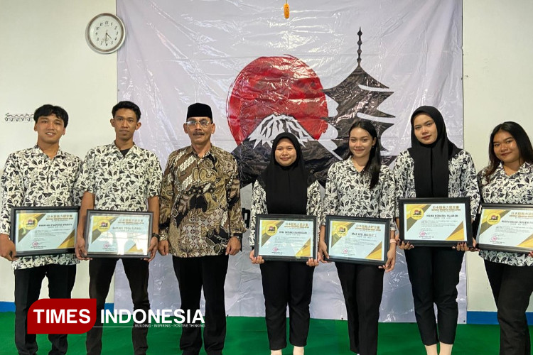 tasyakuran-dan-doa-bersama-iringi-keberangkatan-siswa-lpk-bala-wangi-training-banyuwangi-ke-jepang-–-times-banyuwangi